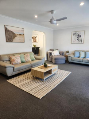 Charming & Convenient 3 Bedroom